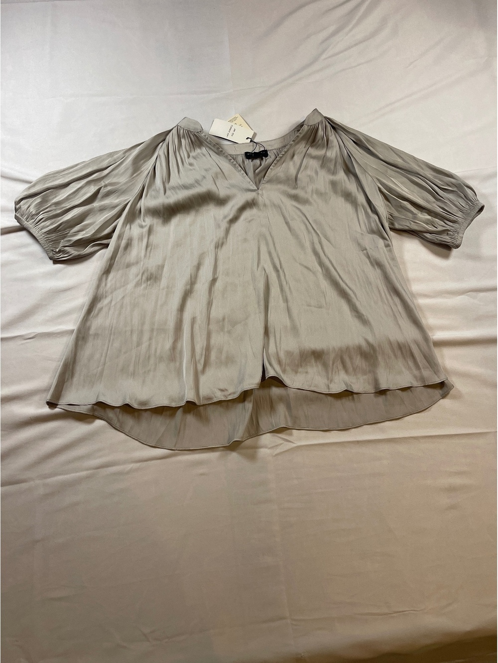 Women’s Size Medium Flowy Current Air Blouse